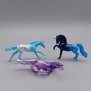 Breyer Mini Whinnies Unicorn Castle Surprise Series 2 Lot 2